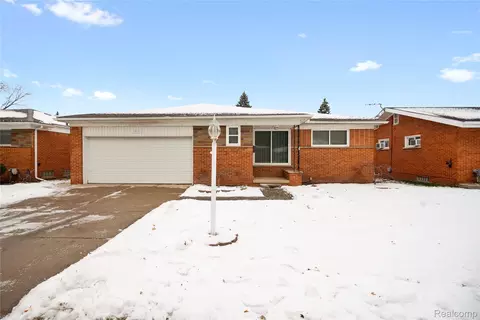 13171 Burgundy Ave, Warren, MI 48089