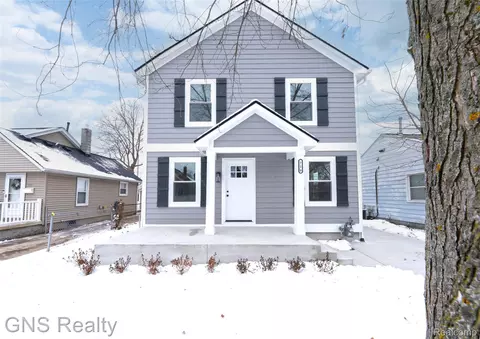 718 Devillen Ave, Royal Oak, MI 48073