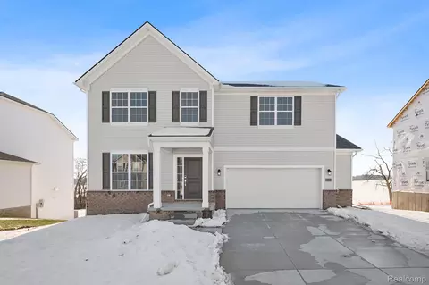 27139 Silo Dr, Saline, MI 48176