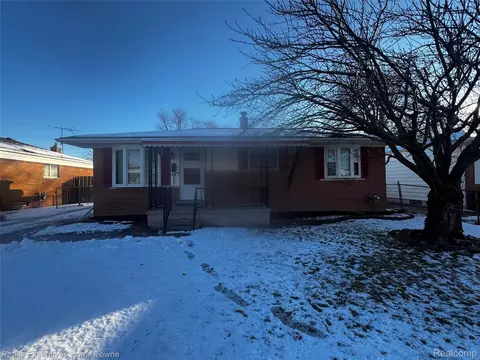 23204 Blackett Ave, Warren, MI 48089