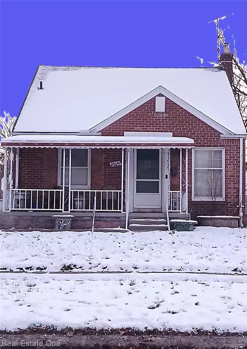20640 Fleetwood Dr, Harper Woods, MI 48225