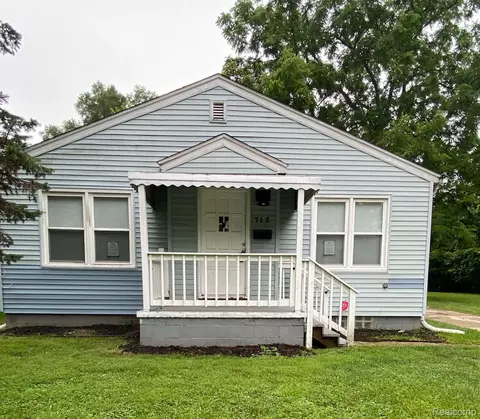715 Kenilworth Ave, Pontiac, MI 48340