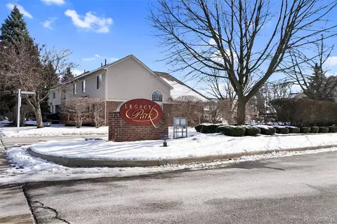 200 Legacy Park Cir, Dearborn Heights, MI 48127