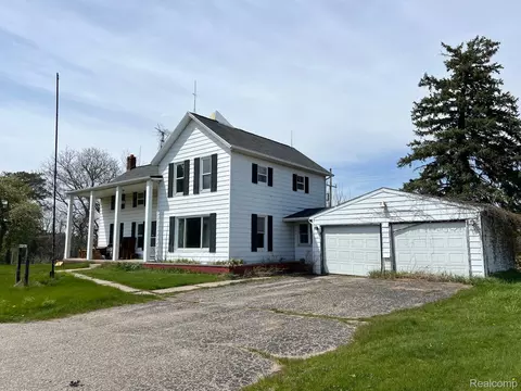 4896 Stanley Rd, Oregon, MI 48421