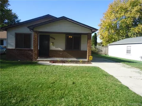 23827 Willard Ave, Warren, MI 48089