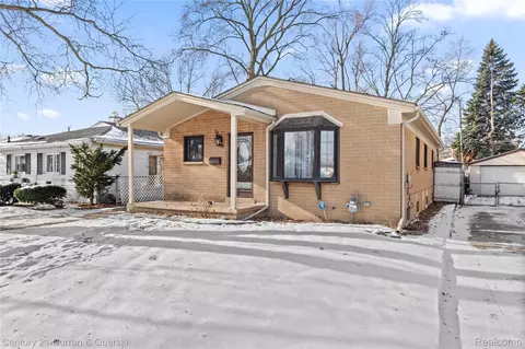 5949 Fenton St, Dearborn Heights, MI 48127