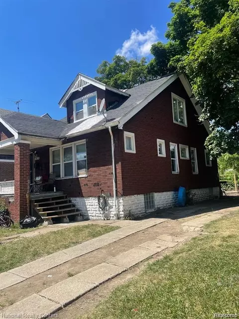 10360 Crocuslawn St, Detroit, MI 48204