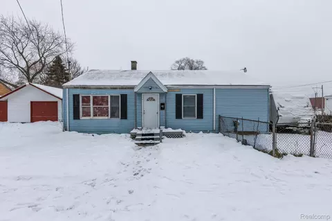 1108 Wisner St, Saginaw, MI 48601