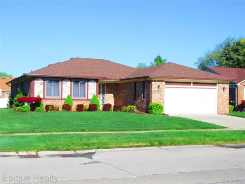 40931 Rehse Dr, Clinton Township, MI 48038
