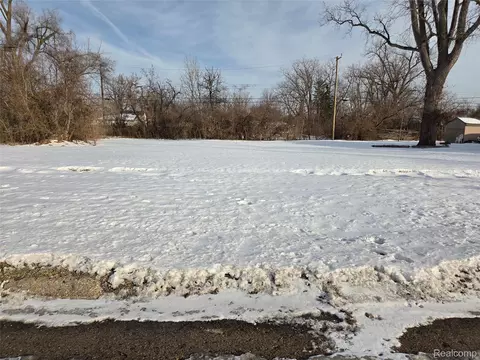 3607 Harrison St, Inkster, MI 48141