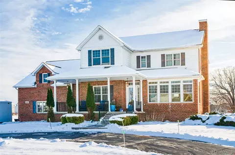 4695 Emerald Valley Loop, Handy, MI 48836