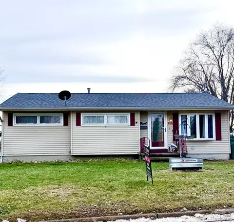 766 Louisa St, Mount Morris, MI 48458