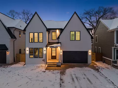 1216 Owana Ave, Royal Oak, MI 48067