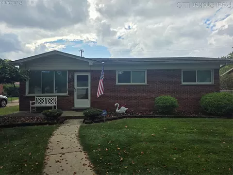 14157 Bainbridge St, Livonia, MI 48154