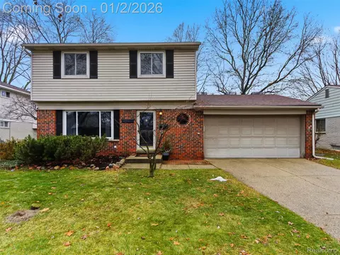 8967 Briarwood Dr, Plymouth, MI 48170