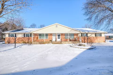 3337 Field Rd #10, Vienna, MI 48420