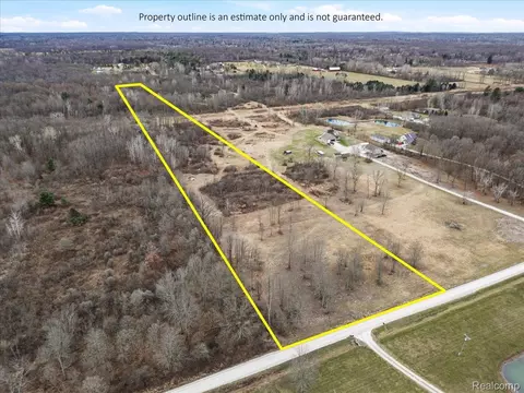 00 Drexler, St. Clair, MI 48079