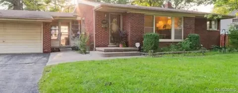 12809 Dixie, Redford, MI 48239