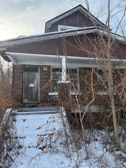 8611 Chalfonte St, Detroit, MI 48238