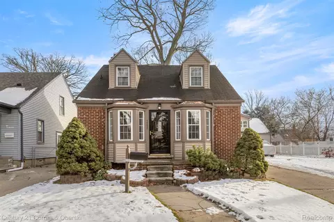 18022 Harman St, Melvindale, MI 48122