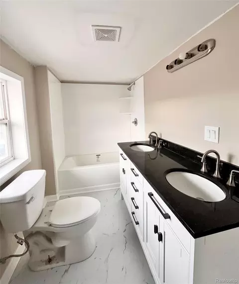Bath - 2410 Corunna Rd, Flint, MI 48503 photo 2 of 3