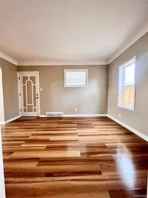 Living - 2410 Corunna Rd, Flint, MI 48503 photo 1 of 3