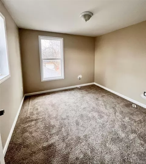 Bedroom - 2410 Corunna Rd, Flint, MI 48503 photo 6 of 6