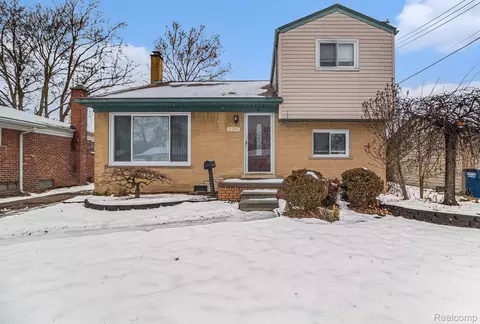 31040 Stephen Ave, Westland, MI 48185