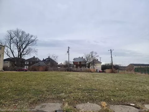 1954 Blaine St, Detroit, MI 48206