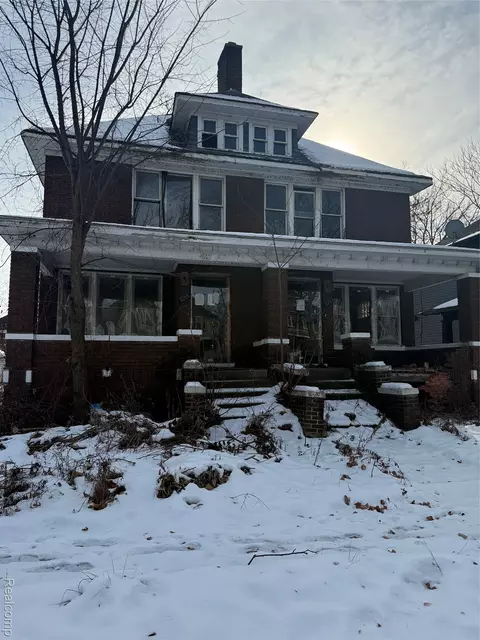 3255 Hogarth St, Detroit, MI 48206