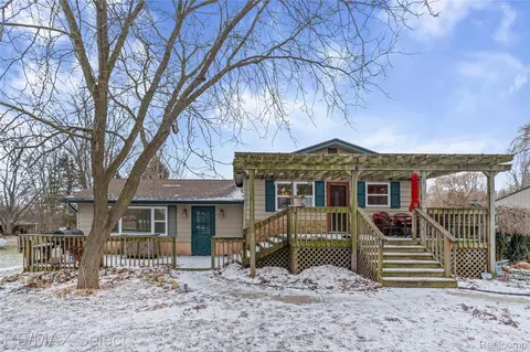 2690 Winegar Rd, Antrim, MI 48414