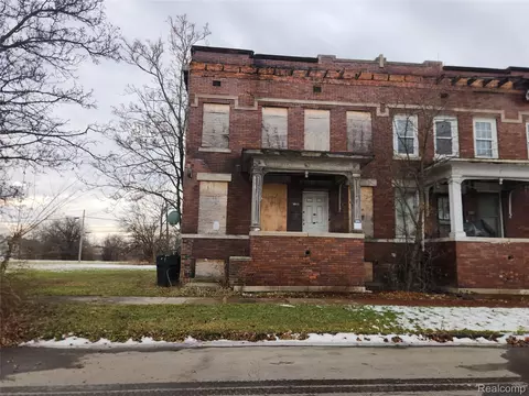 3095 17th St, Detroit, MI 48216