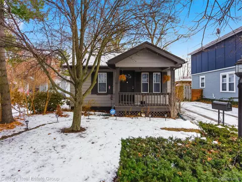2840 Horton St, Ferndale, MI 48220