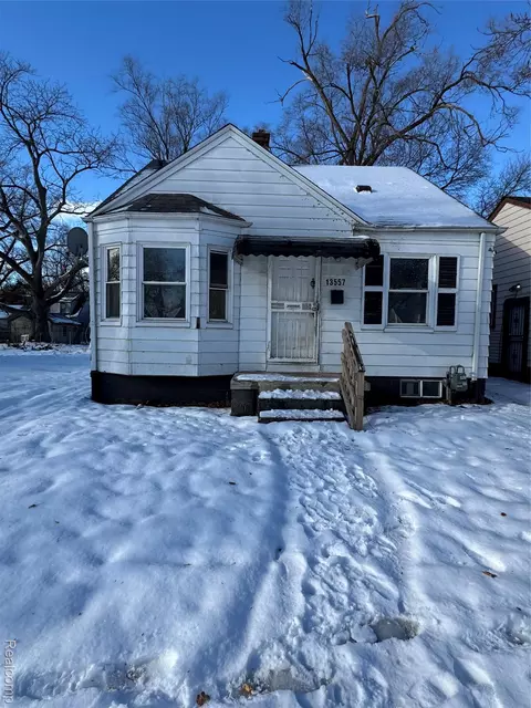 13557 Faust Ave, Detroit, MI 48223