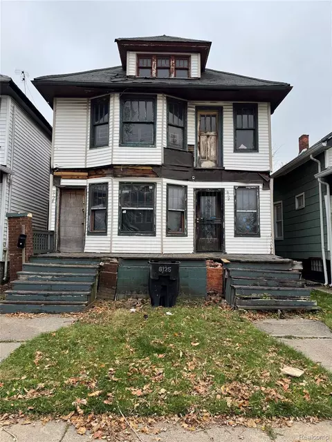 6125 Seneca St, Detroit, MI 48213