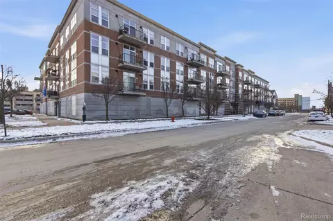 66 Winder St, Detroit, MI 48201