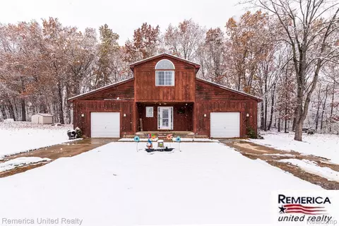9852 Southlawn Cir, Jerome, MI 49249