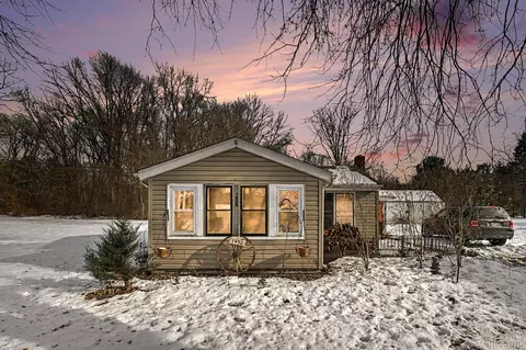 1430 Ridge Rd, Ypsilanti, MI 48198