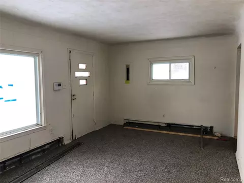 1704 E Webster Rd, Flint, MI 48505 photo 8