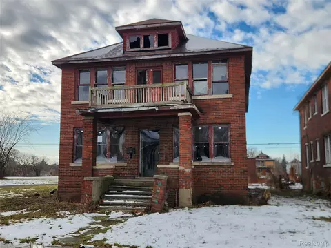 9611 Otsego St, Detroit, MI 48204