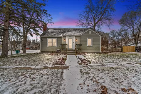206 E Tuscola St, Durand, MI 48429
