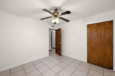 Bedroom - 32416 Exeter Dr, Warren, MI 48092 photo 6 of 6