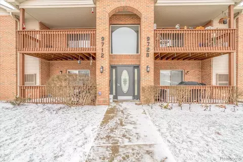 9714 Sawgrass Ct, Van Buren, MI 48111