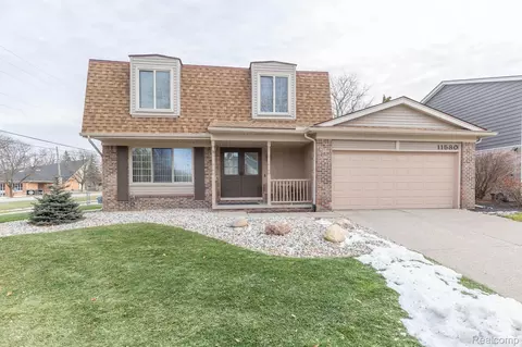 11580 Spicer Dr, Plymouth, MI 48170