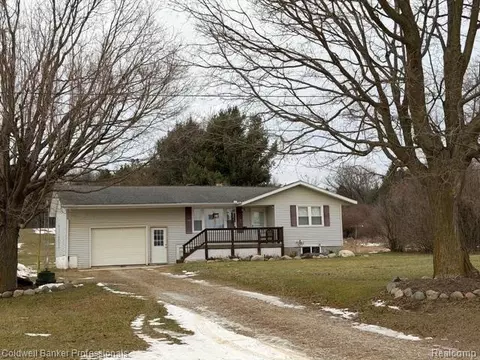 830 W Burnside, Deerfield, MI 48435