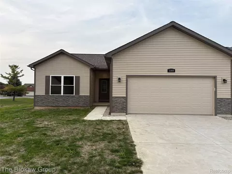 3369 Meadowridge Ct, Richfield, MI 48423
