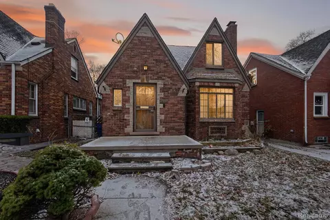 9495 Lakepointe St, Detroit, MI 48224