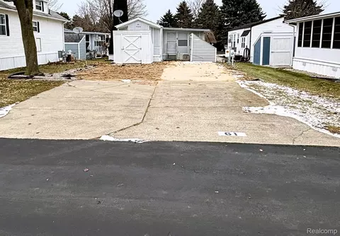 5253 Fredricksburg Ln, Lexington, MI 48450