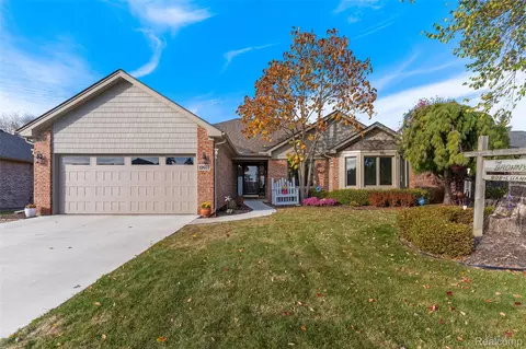 19603 Cornell Dr, Macomb, MI 48044