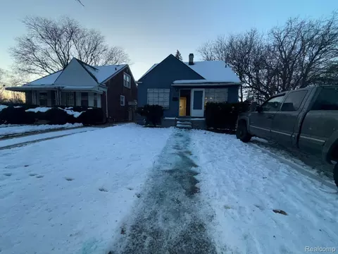 6783 Westwood St, Detroit, MI 48228